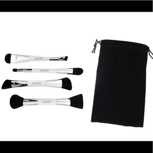 New - Woosh Beauty - The Essential Brush Set